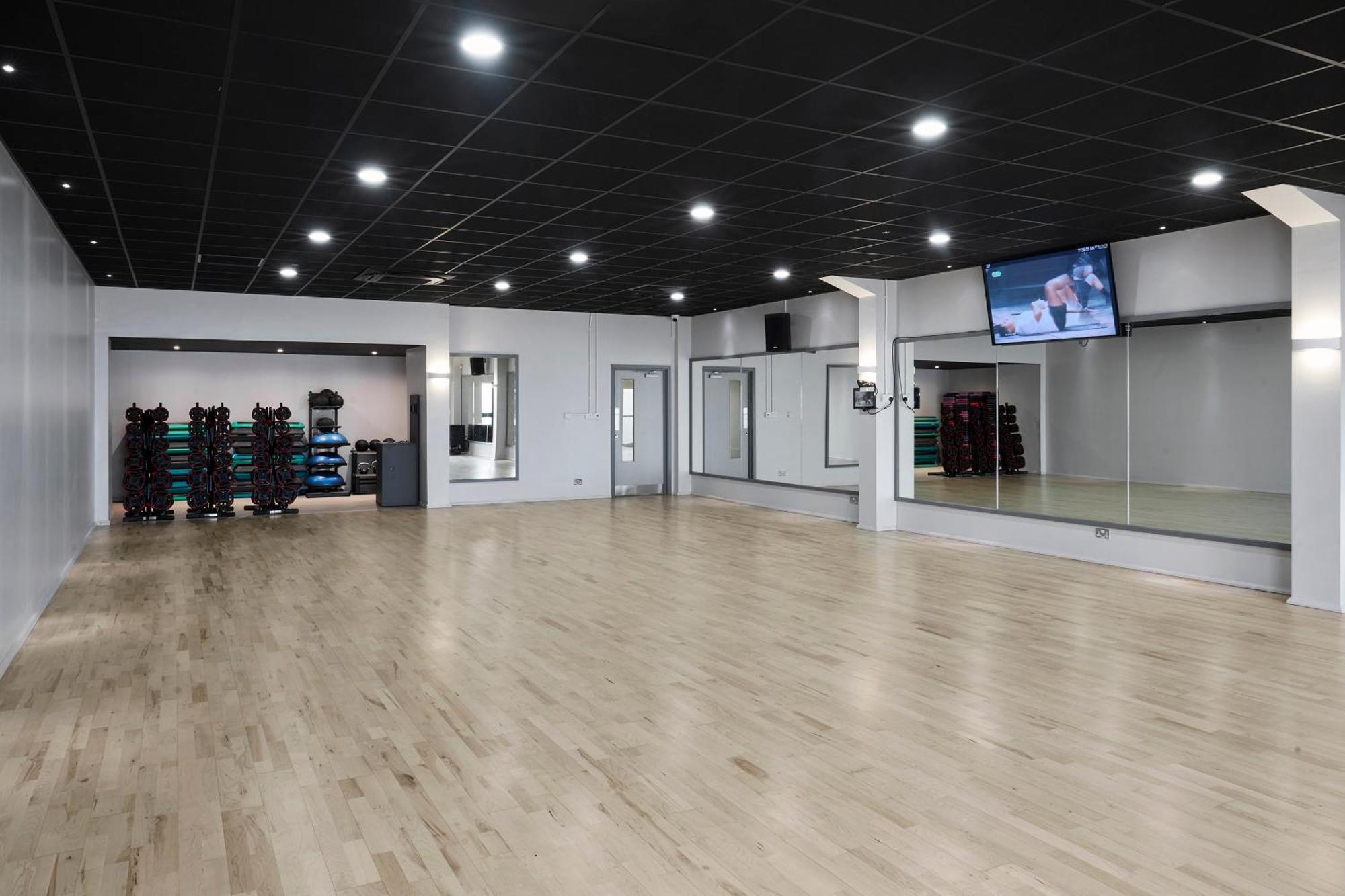 National Badminton Centre Lodge & Health Club ミルトン・ケインズ エクステリア 写真